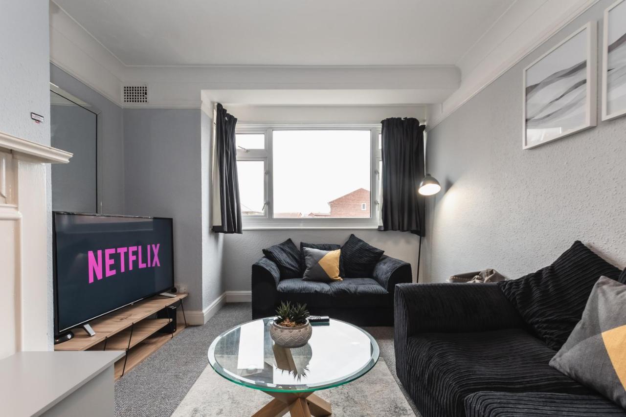 Best Price! Perfect Gunwharf Accommodation - 5 Single Beds Or Kingsize Free Parking ポーツマス エクステリア 写真